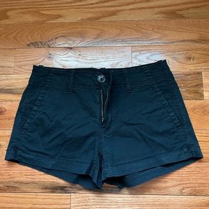 American Eagle shorts black size 2. Super stretch
